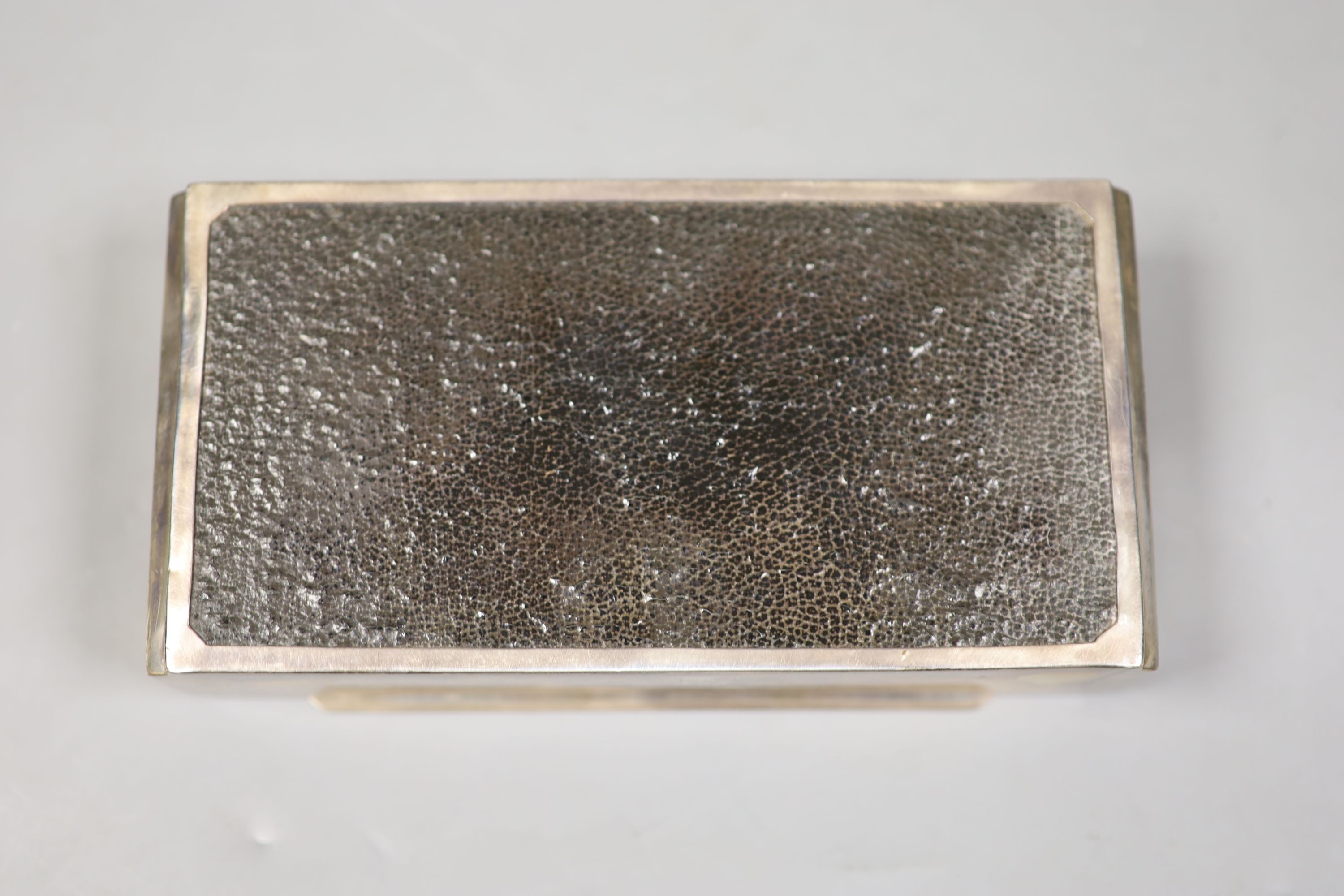 A George VI Art Deco engine turned silver cigarette case, by Walker & Hall, Chester, 1939